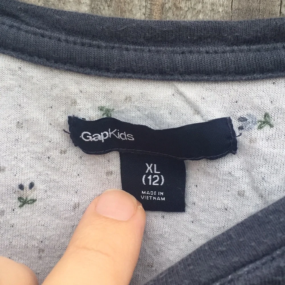 GAP kids lined